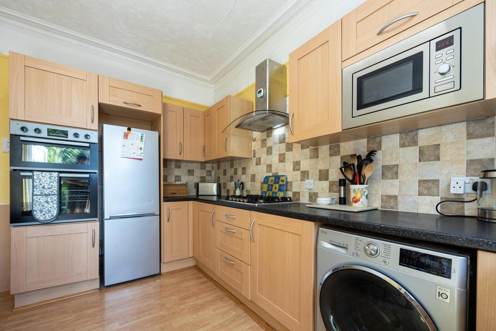 Guestready - Enchanting Life In Gorse Hill Mánchester Exterior foto